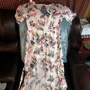 AE White floral dressy romper size 4